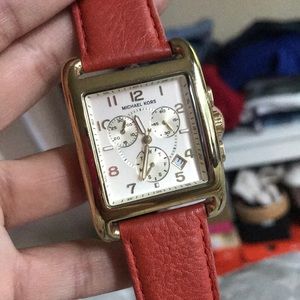 Orange 🍊and Gold 🔱 Michael Kors watch!